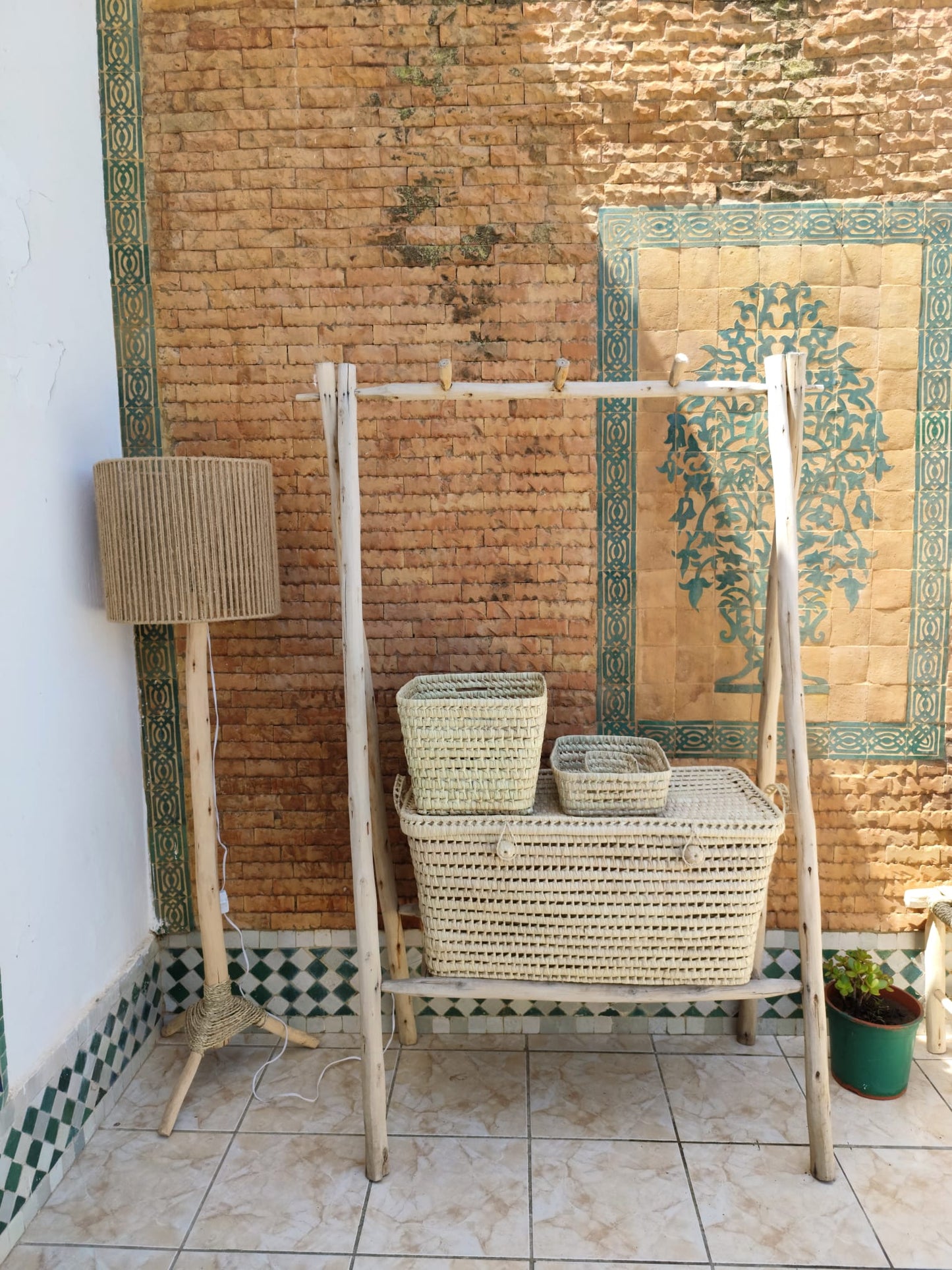 Portant à vêtements avec étagère